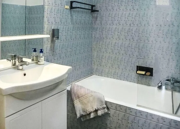 Appartement Les Jardins De L'ermitage By Interhome *