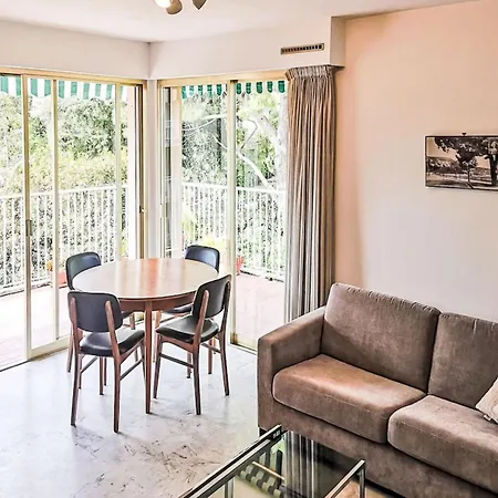 Les Jardins De L'ermitage By Interhome Lägenhet *